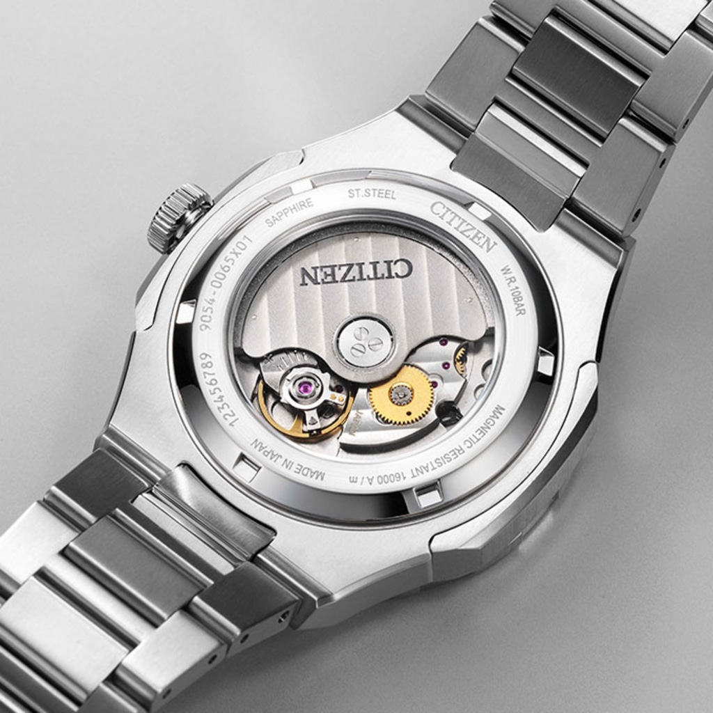 Citizen-Uhrrückseite mit sichtbarem Mechanismus, Saphir, Edelstahl, hergestellt in Japan.