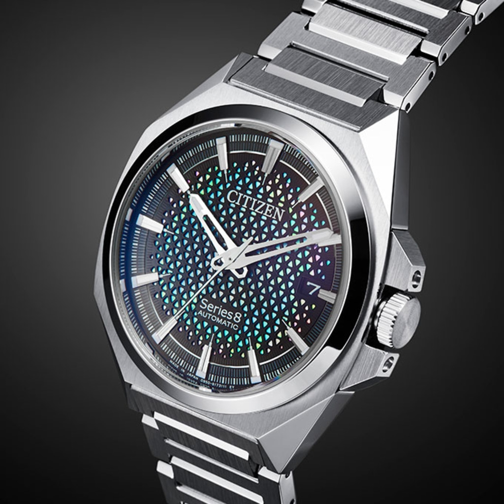 Citizen Series 8 Automatikuhr mit einzigartigem Zifferblatt und Stahlarmband.