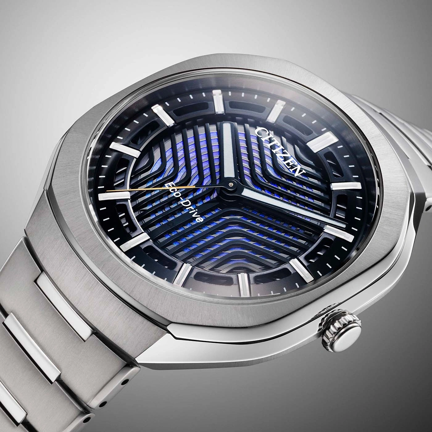 Citizen Eco-Drive Uhr mit blauem und silbernem Zifferblatt
