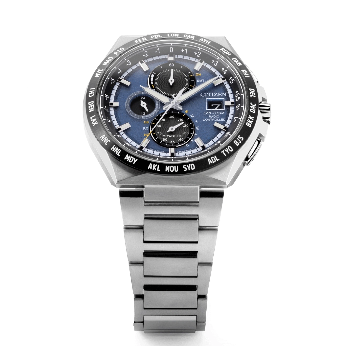 Citizen Eco-Drive Uhr mit blauem Zifferblatt und Metallarmband.
