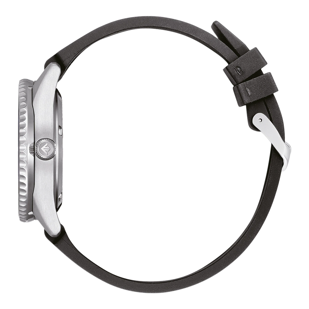 Seitenansicht einer Armbanduhr mit schwarzem Kautschukarmband.