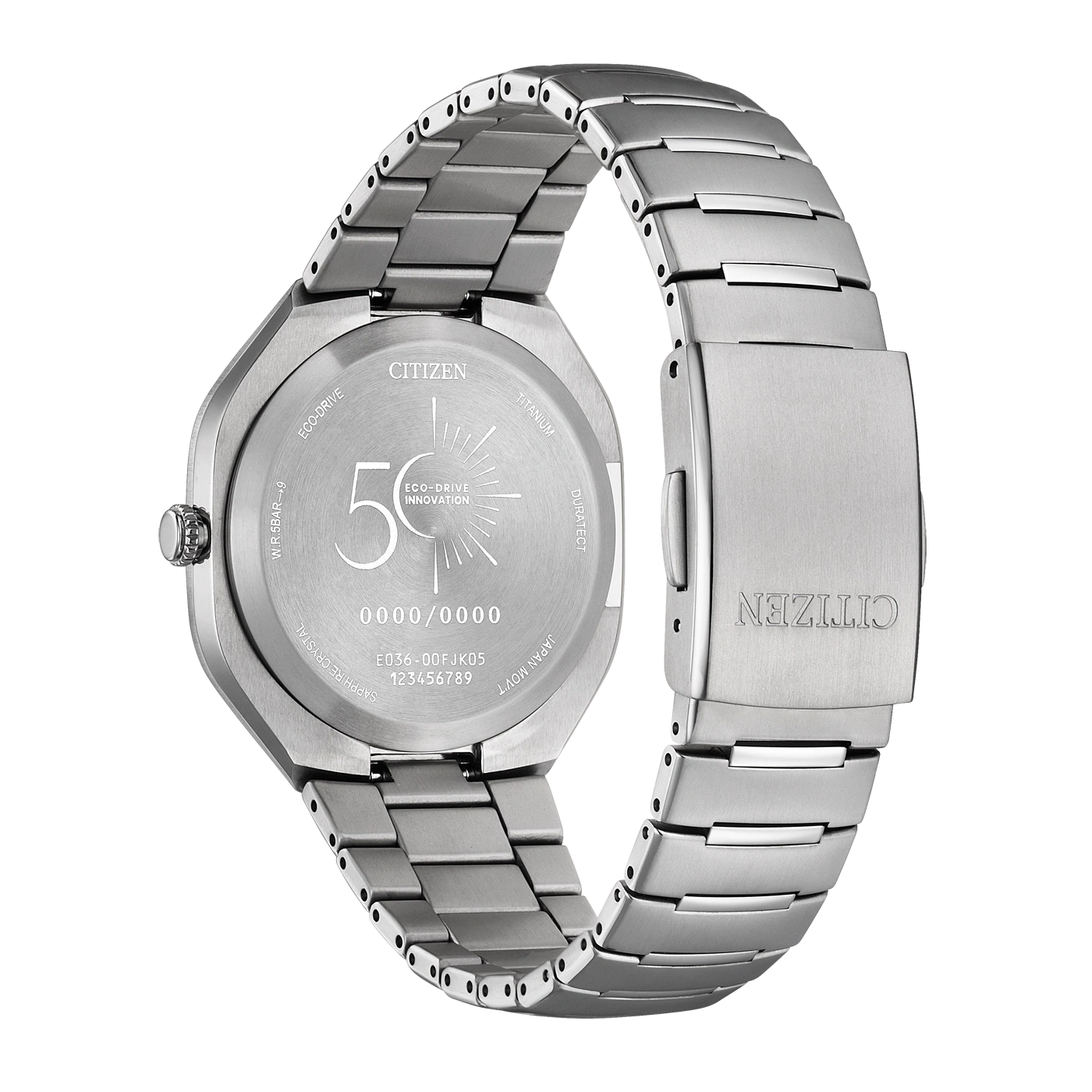 Titankohlenstoffbeschichtete Rückseite einer Citizen Eco-Drive-Uhr mit Gravur.