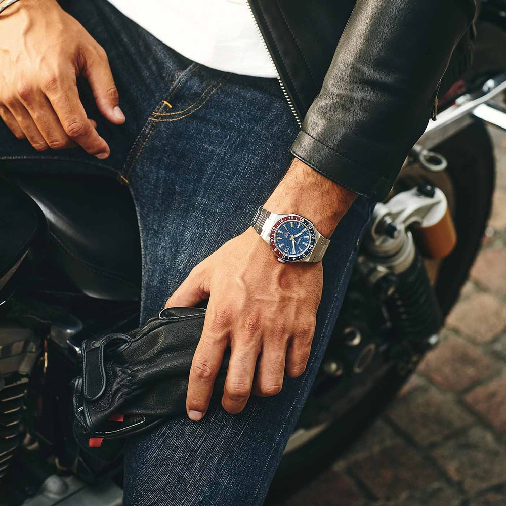 NB6030-59L Series 8 GMT