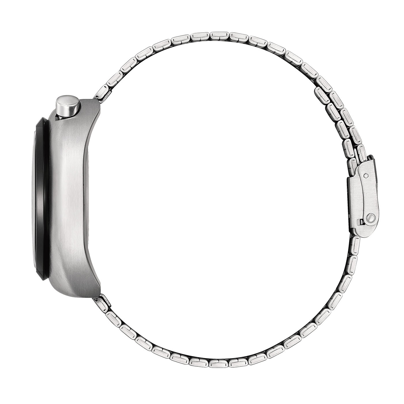 Vue latérale d'une montre argentée avec un bracelet en métal.