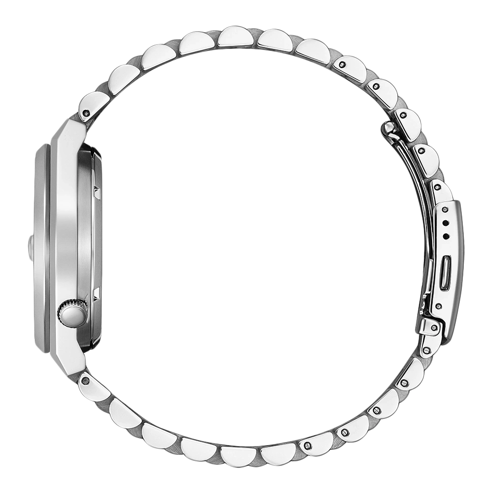 Eine silberne Armbanduhr auf weißem Hintergrund.